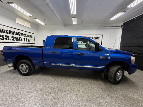 Used 2007 Dodge Ram 3500 Truck Laramie w/ Protection Group AWD/4WD image 2
