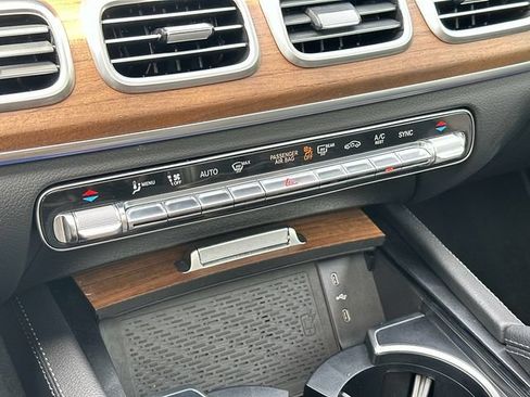 Certified 2025 Mercedes-Benz GLE 350 4MATIC image 31