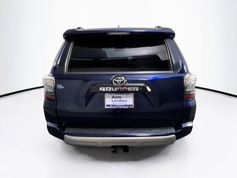 Used 2022 Toyota 4Runner TRD Off-Road Premium AWD/4WD image 5