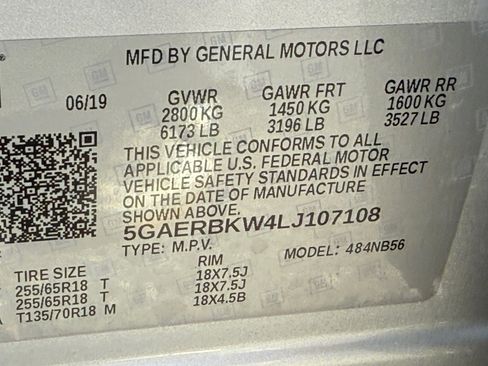 Used 2020 Buick Enclave Essence image 32