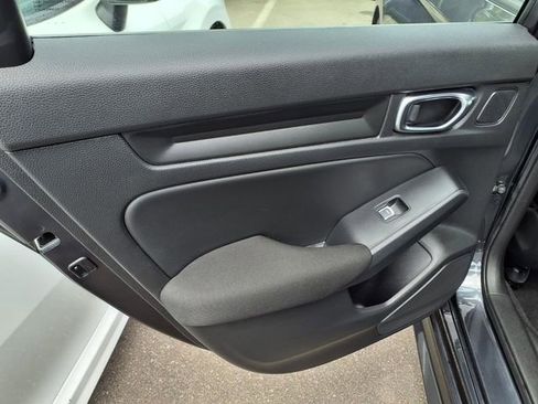Used 2025 Honda Civic Sport image 8