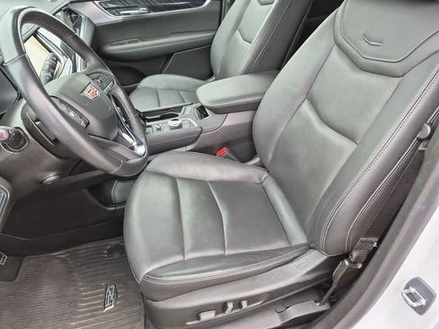 Used 2024 Cadillac XT6 Premium Luxury AWD/4WD image 16