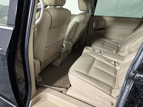 Used 2015 Nissan Quest Platinum w/ Protection Package image 16