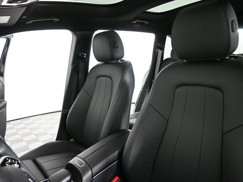 Certified 2022 Mercedes-Benz GLB 250 image 5