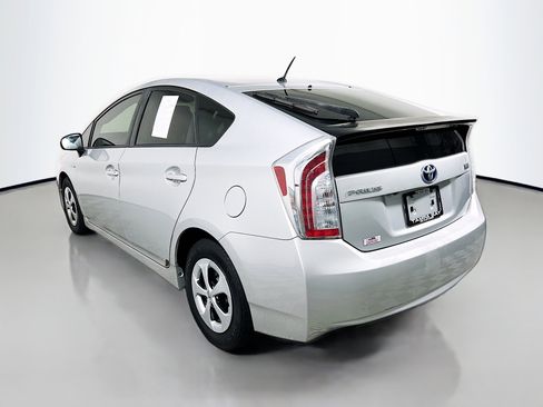 Used 2015 Toyota Prius Two FWD image 8