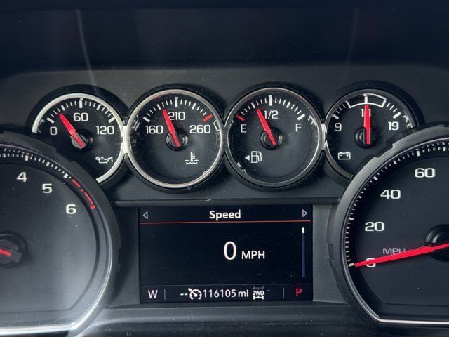 Used 2021 Chevrolet Suburban LT AWD/4WD image 15