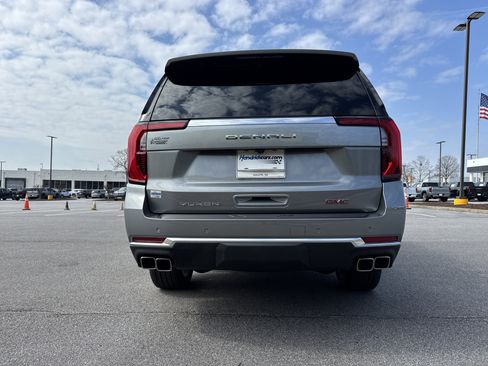 New 2026 GMC Yukon XL Denali w/ Sun & Power Step Package image 9