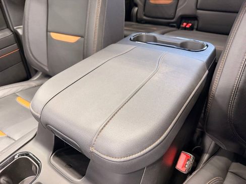 Used 2025 GMC Sierra 1500 AT4 w/ AT4 Premium Package image 47