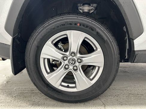 Used 2025 Toyota RAV4 XLE image 63