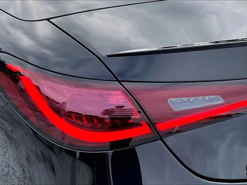 Certified 2025 Mercedes-Benz CLE 300 4MATIC Cabriolet image 29