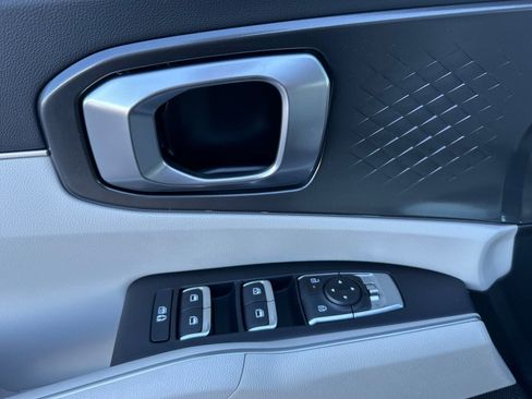New 2026 Kia Sorento S image 11
