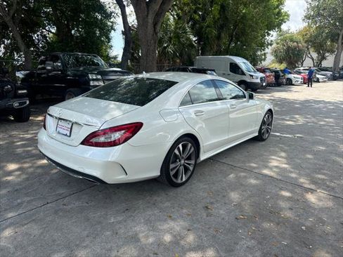 Used 2017 Mercedes-Benz CLS 550 4MATIC image 7