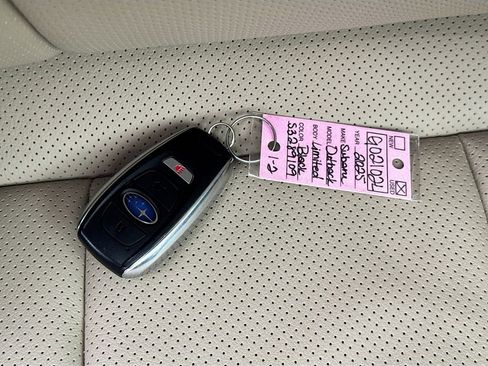 Used 2025 Subaru Outback Limited image 39