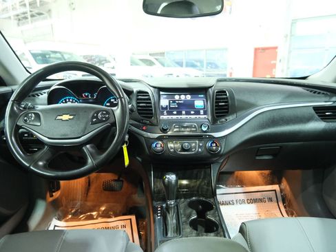 Used 2015 Chevrolet Impala LT w/ Convenience Package FWD image 24
