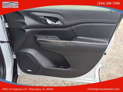 Used 2019 GMC Acadia SLT image 12