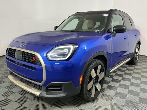 Certified 2025 MINI Cooper Countryman S image 2