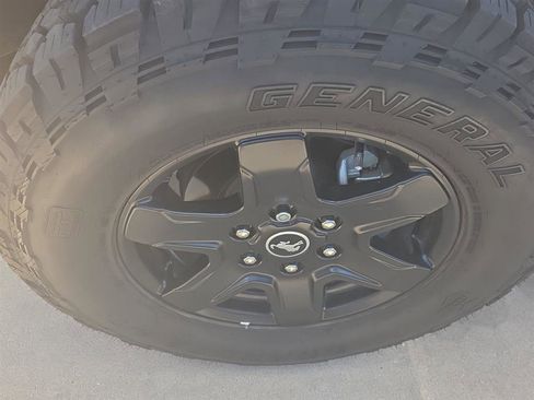 Used 2025 Ford Bronco Big Bend image 13