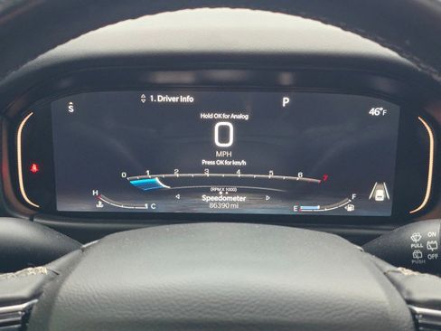 Used 2022 Jeep Grand Wagoneer Series I w/ HD Trailer Tow Package image 32