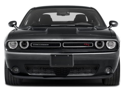 Used 2016 Dodge Challenger R/T RWD image 7