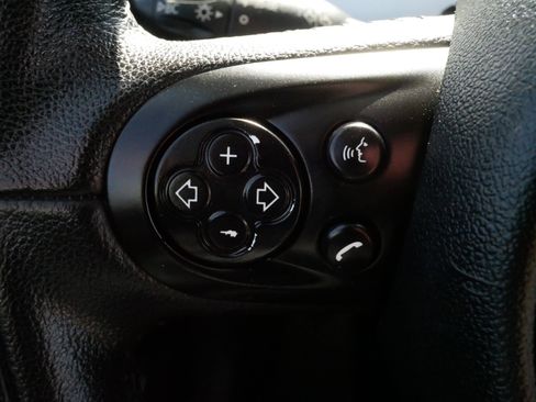 Used 2011 MINI Cooper Hardtop FWD image 26
