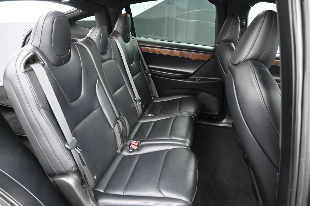 Used 2020 Tesla Model X Long Range AWD/4WD image 13