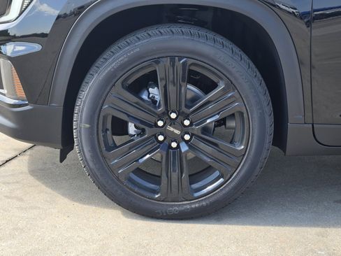 New 2026 GMC Acadia Elevation w/ Black Edition FWD image 8
