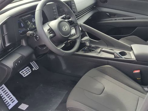 New 2026 Hyundai Elantra SEL Sport Premium image 15