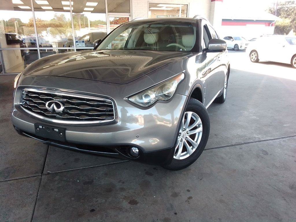 Used 2011 INFINITI FX35 AWD w/ Premium Pkg image 1