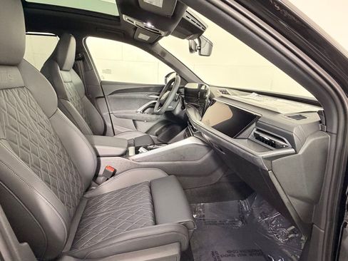 New 2026 Audi SQ5 Premium Plus AWD/4WD image 21