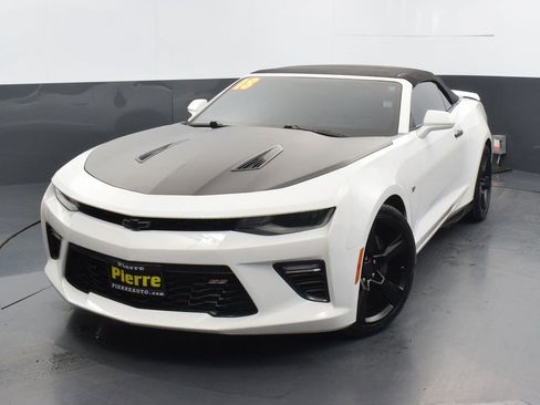Used 2018 Chevrolet Camaro SS image 1