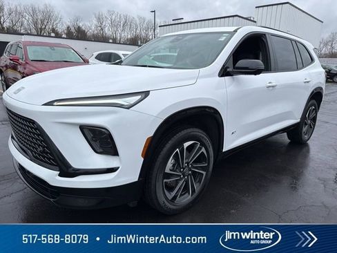 Used 2025 Buick Enclave Sport Touring image 7