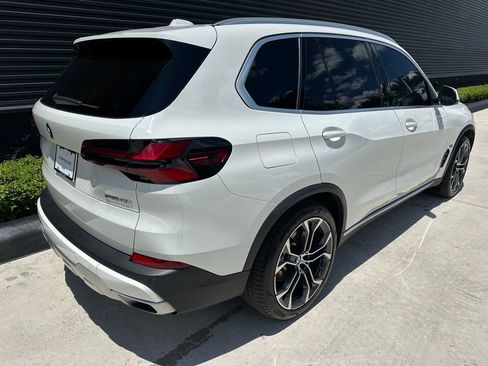 Used 2024 BMW X5 sDrive40i w/ Parking Assistance Package RWD image 8
