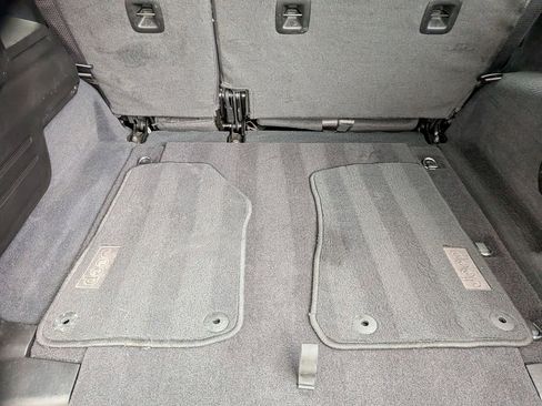 Used 2025 Jeep Wrangler Sport S image 25