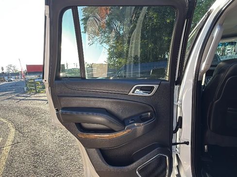 Used 2016 GMC Yukon Denali w/ Open Road Package image 14