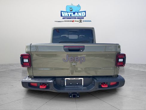New 2026 Jeep Gladiator Rubicon w/ Safety Group AWD/4WD image 4