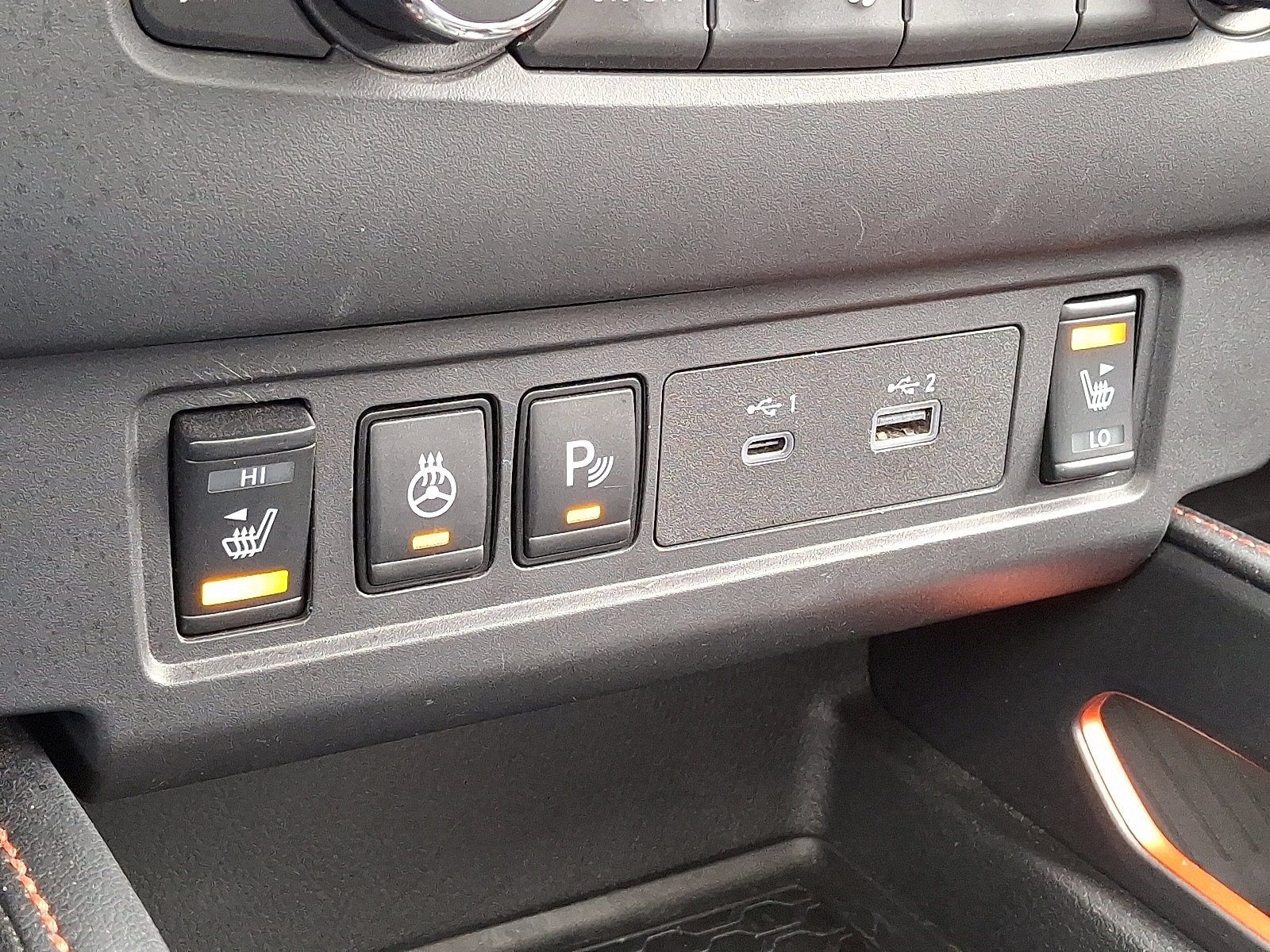 Certified 2024 Nissan Frontier PRO-4X w/ Pro Premium Package AWD/4WD image 29