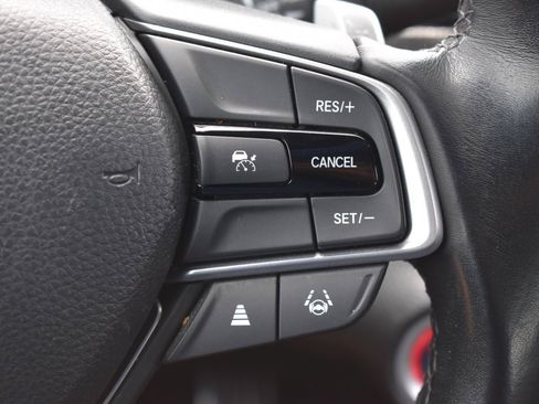 Used 2022 Honda Accord Sport image 9