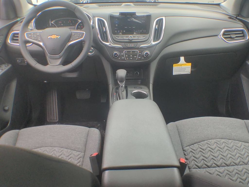 Used 2023 Chevrolet Equinox LT FWD image 20