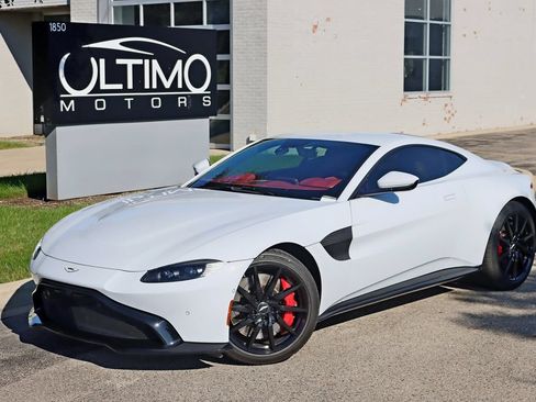 Used 2019 Aston Martin V8 Vantage Coupe RWD image 50