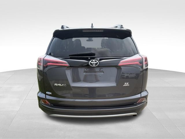 Used 2018 Toyota RAV4 SE w/ All Weather Liner Package AWD/4WD image 14