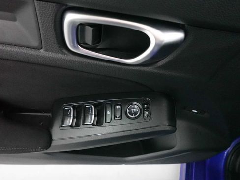 Used 2024 Honda Civic Sport image 11