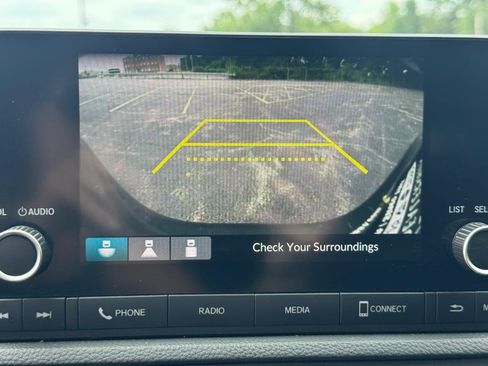 Used 2023 Honda CR-V Sport image 24