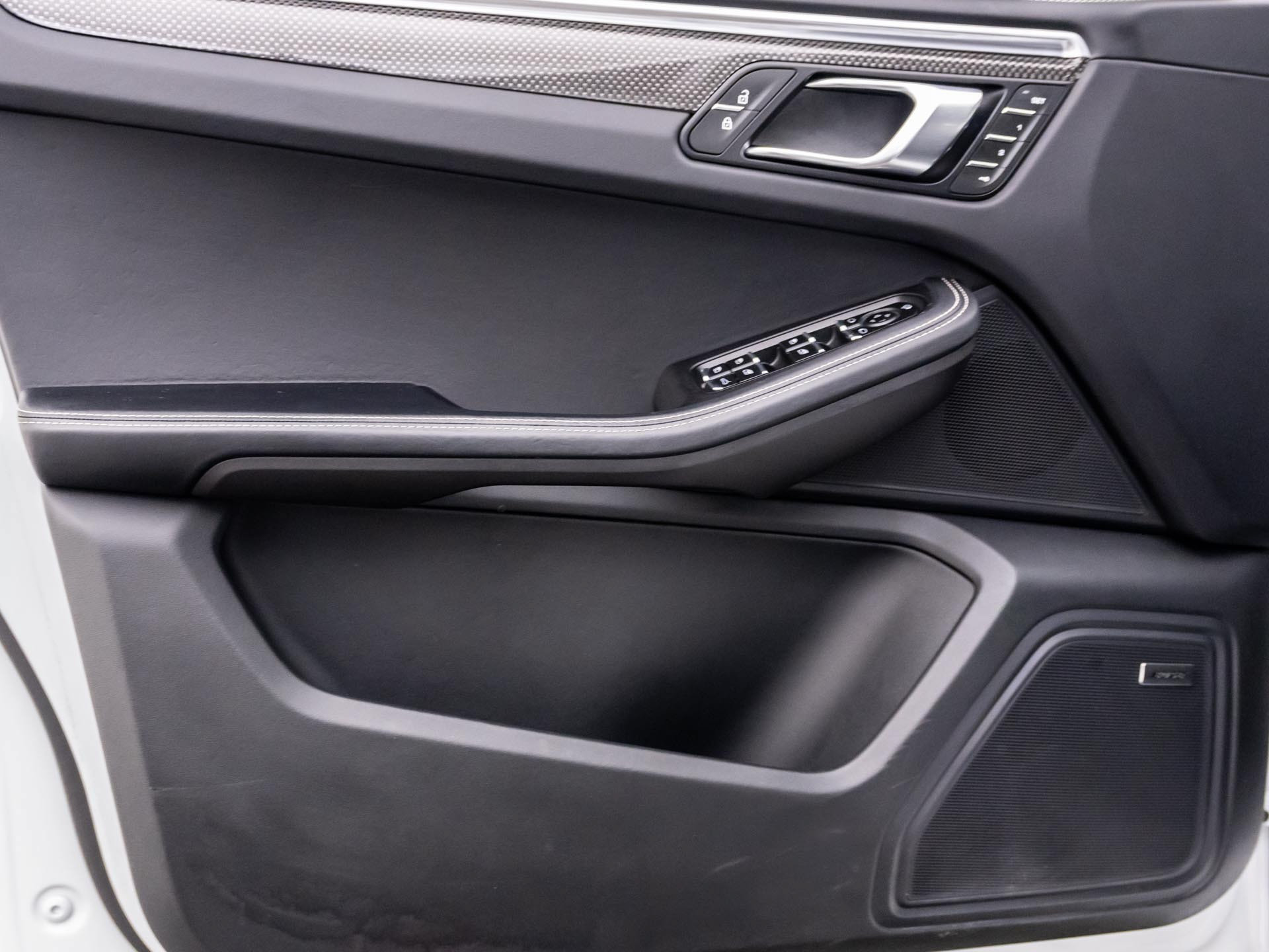 Certified 2023 Porsche Macan GTS AWD/4WD image 14
