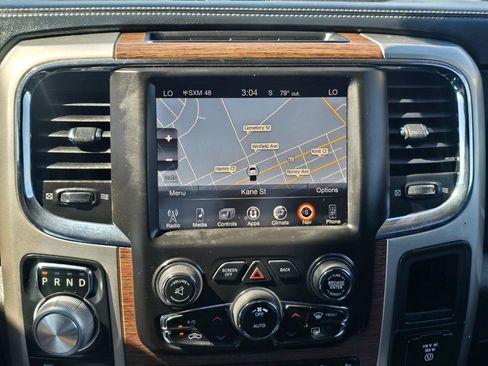 Used 2017 RAM 1500 Laramie w/ Convenience Group AWD/4WD image 11