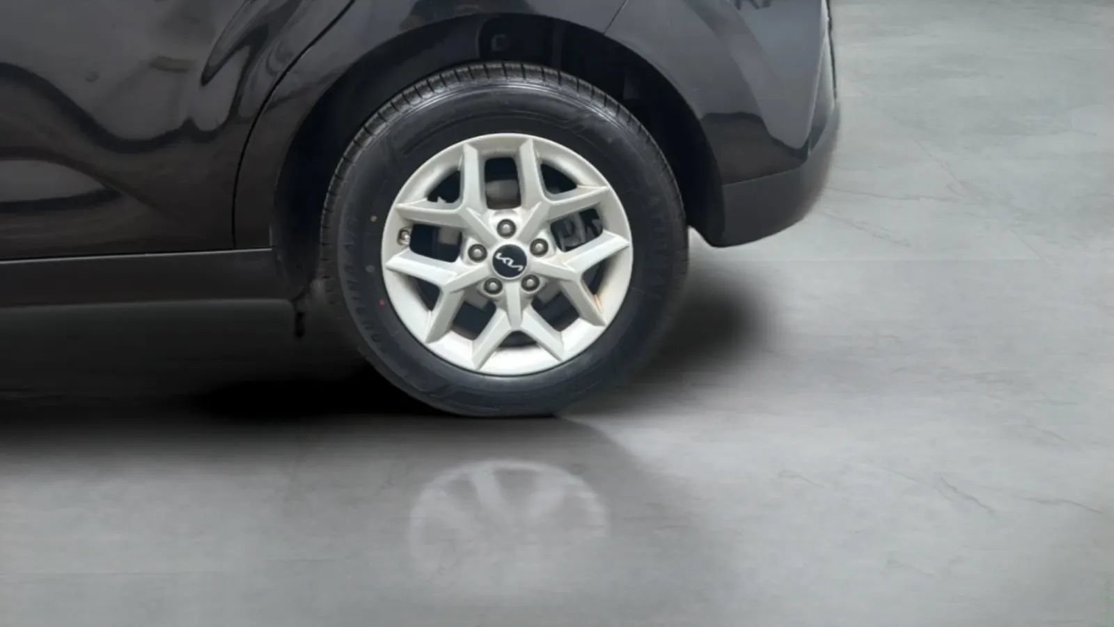 Used 2023 Kia Soul LX w/ LX Technology Package FWD image 26