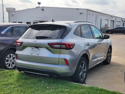 Used 2024 Ford Escape ST-Line w/ Tech Pack #1 image 3