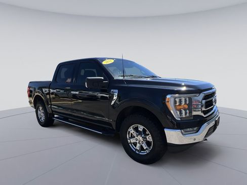 Used 2021 Ford F150 XLT w/ Equipment Group 302A High AWD/4WD image 11