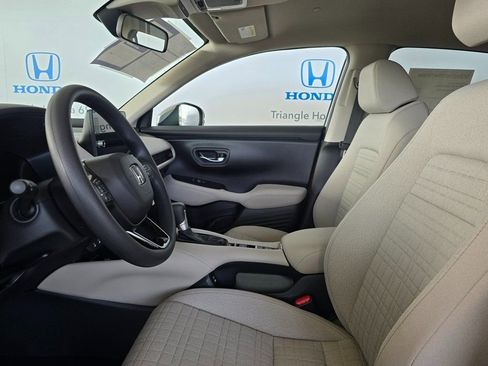 New 2026 Honda HR-V LX image 12
