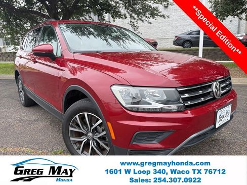 Used 2019 Volkswagen Tiguan SE FWD image 1
