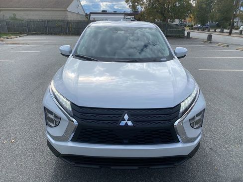 New 2026 Mitsubishi Eclipse Cross ES image 3
